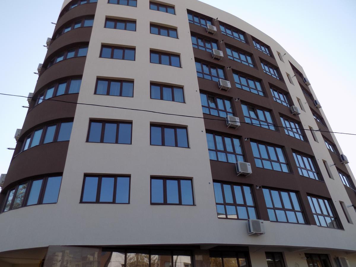 Rivera Apartments-Palasmall Яш Екстериор снимка